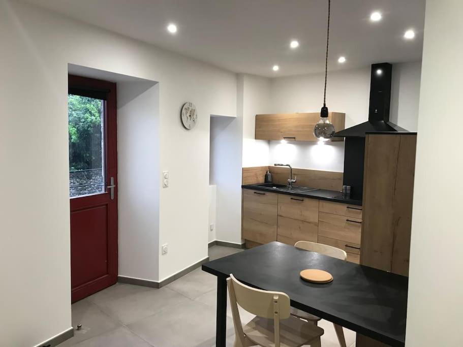 Maison Au Coeur De La Dolce Via Et Via Rhona Beauchastel Buitenkant foto